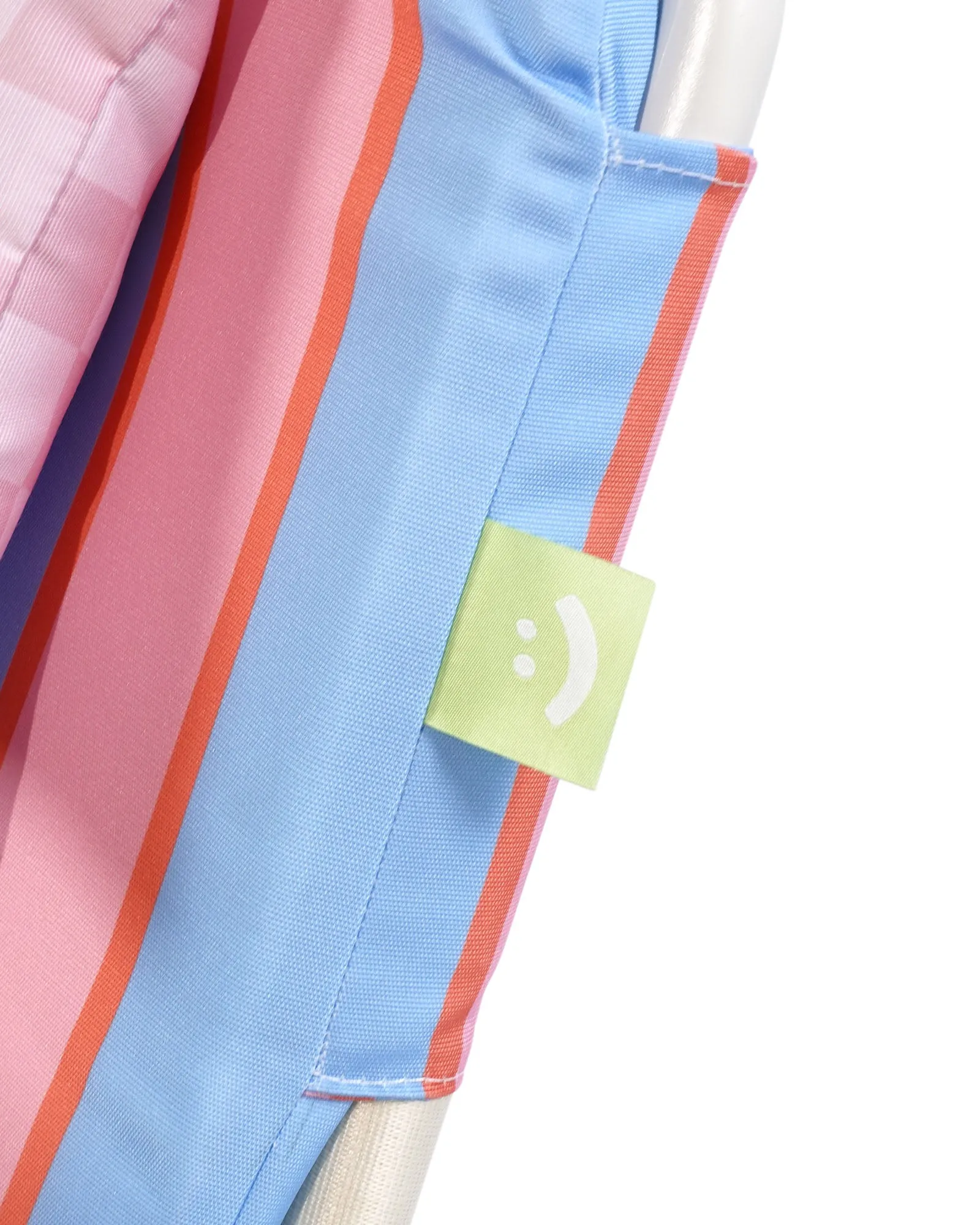 Bubblegum Luxe Beach Lounger